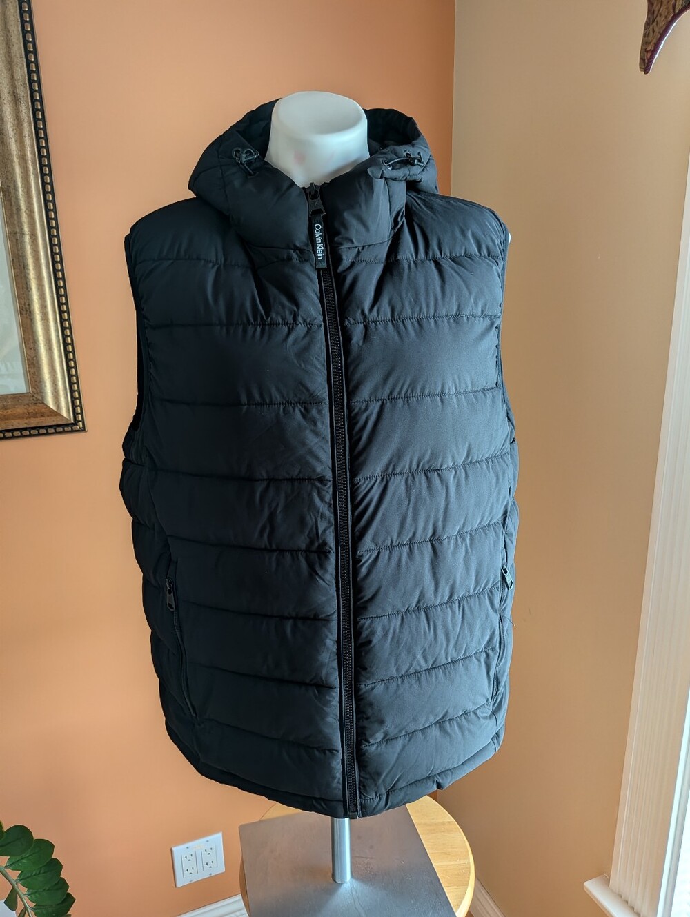 Calvin Klein Men's Black Quilted Hooded Puffer Vest Size L